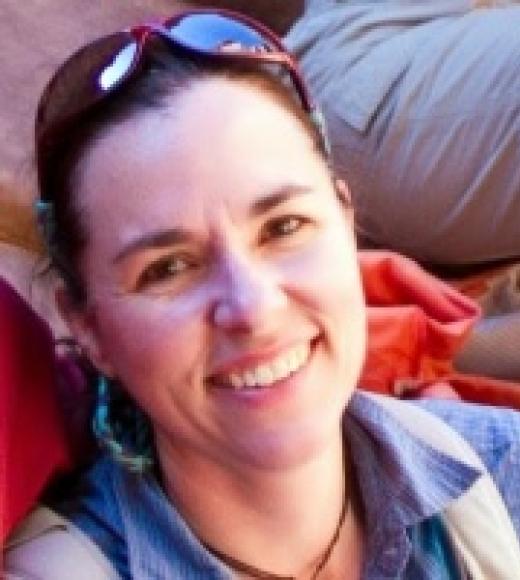 Sarah Yarnell image